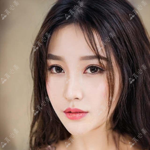 武汉市武昌艾格眼科飞秒手术费用揭秘？全飞秒近视矫正近2W/半飞秒性价比之选1W+/ICL晶体植入3W+