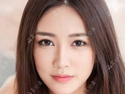 邢台眼科专家推荐！左相荣、王庆瑛等名医精湛眼部技术，全飞秒近视手术经验丰富，口碑优良！