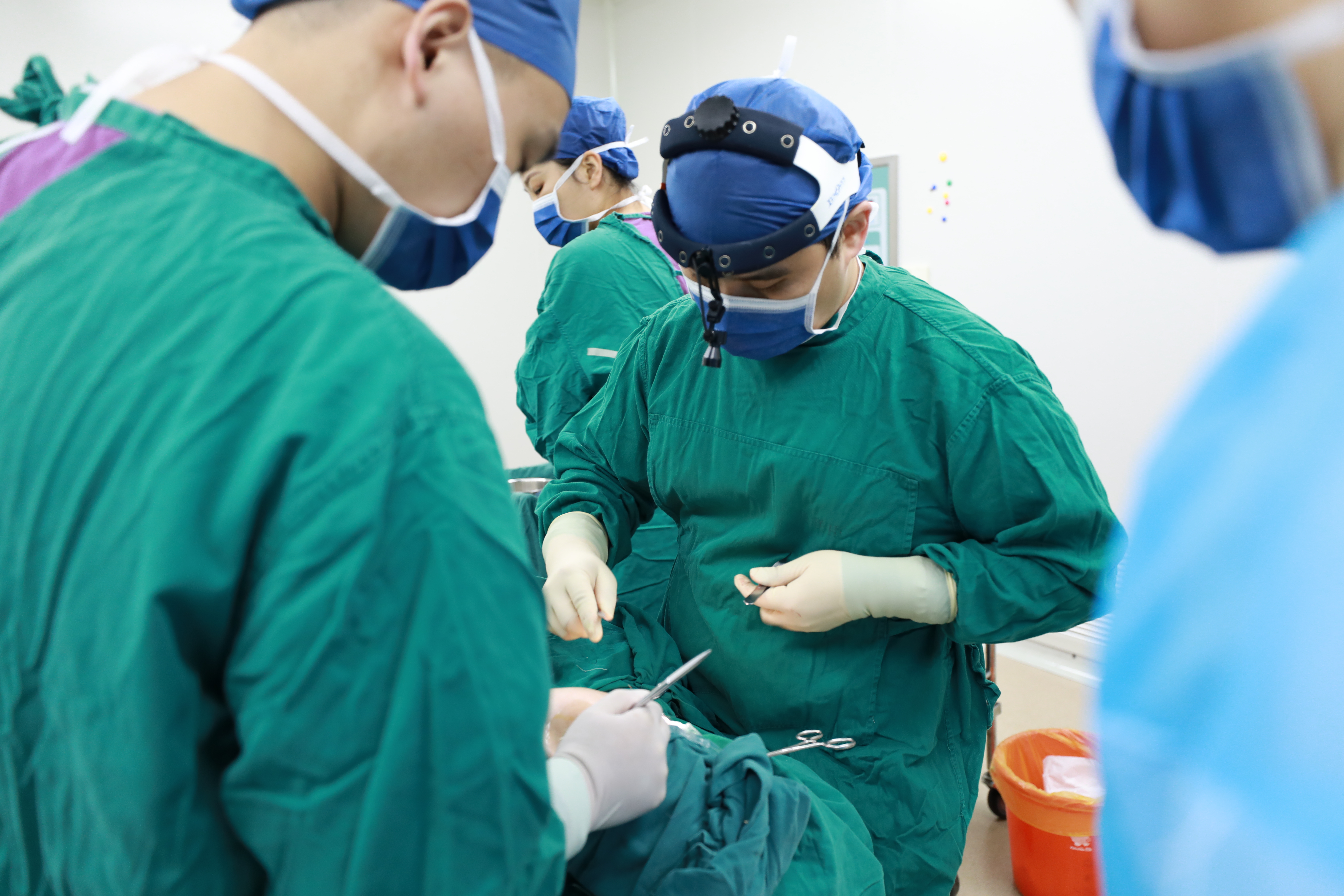 八、上海美联臣医疗美容医院