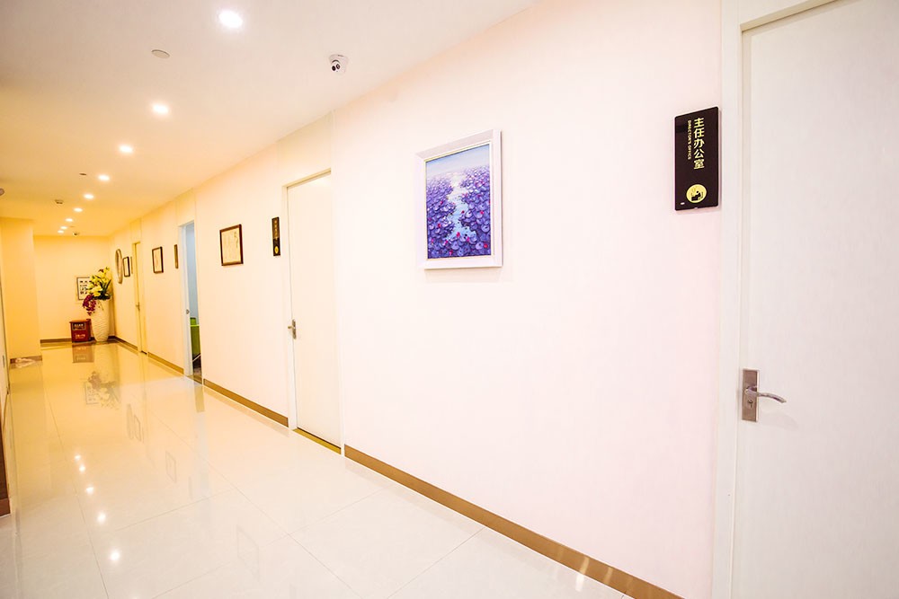 二、东莞西妃美容医院是否正规？资质与背景解析