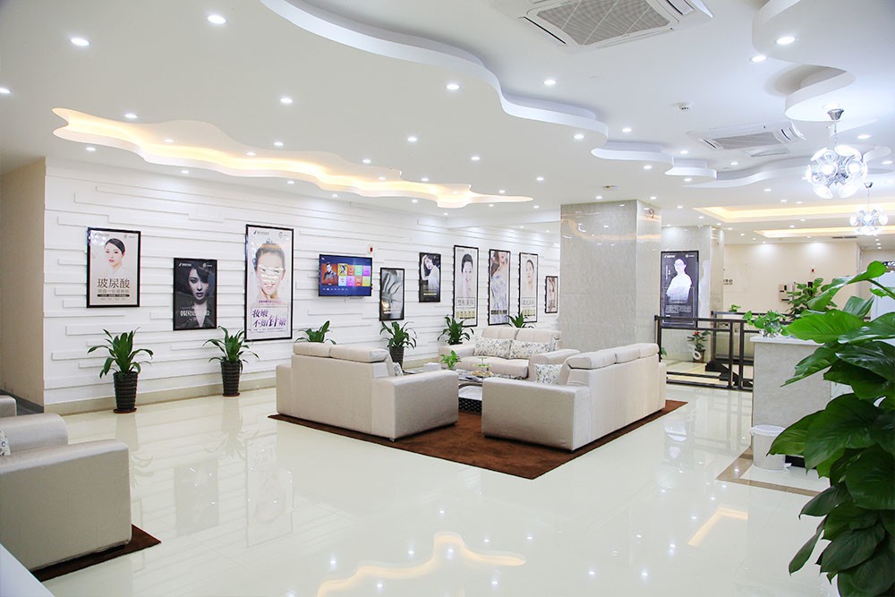 三、东莞西妃美容医院的医生技术怎么样？团队解析