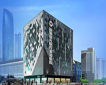 三、深圳非凡隆胸手术怎么样？口碑评价与技术细节对比