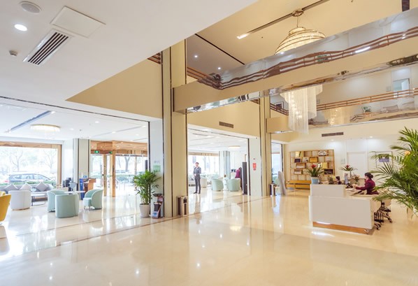 五、苏州紫馨医院靠谱吗？项目价格与性价比的理性分析