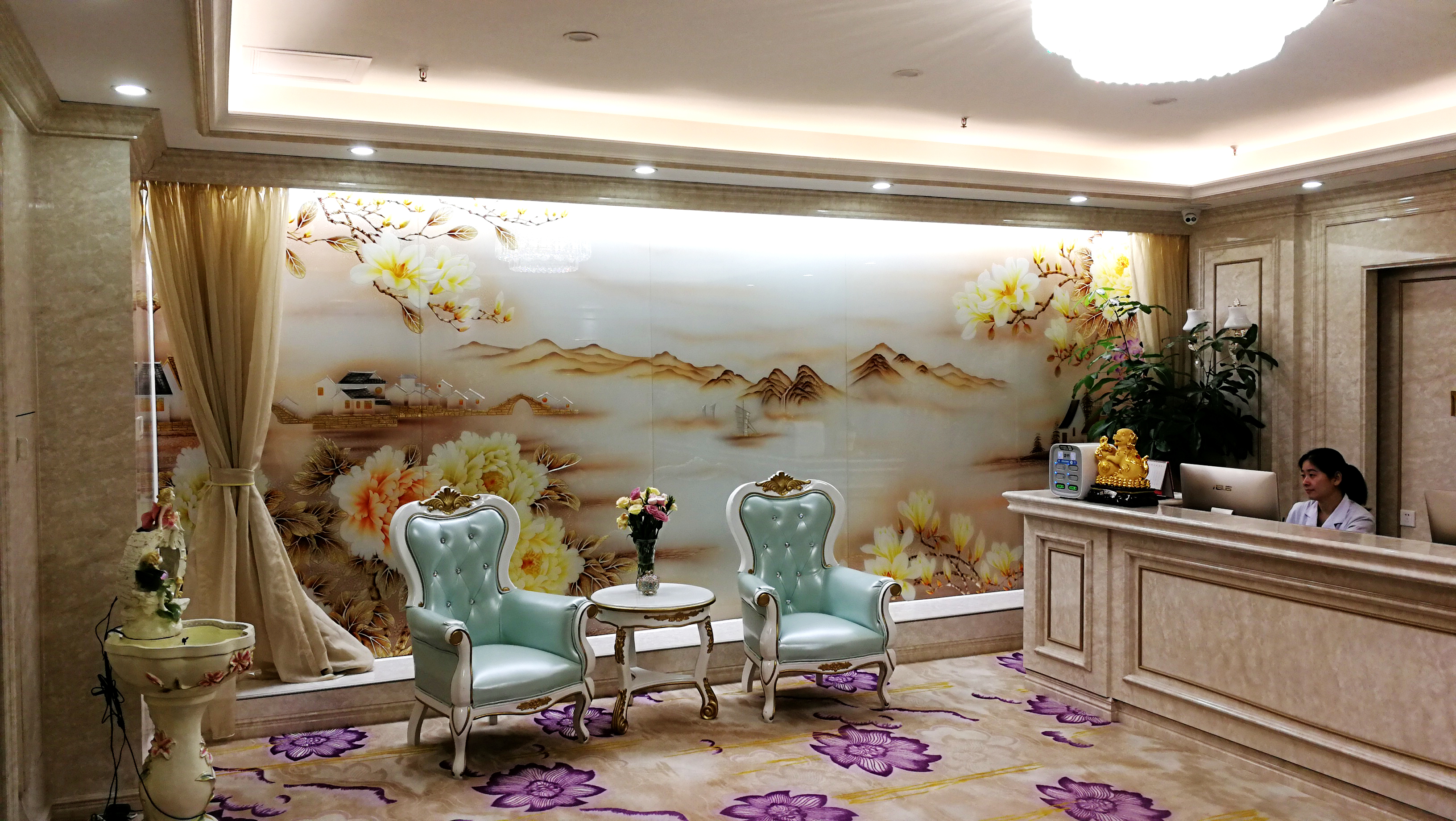 二、国内市场的合规代理与注册信息