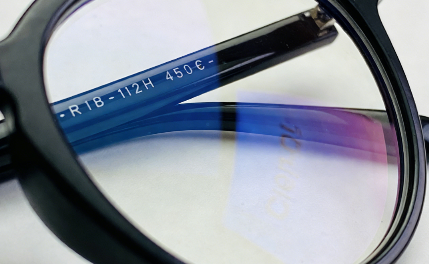 三、阿迩发镜片与同类产品的对比分析