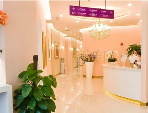 贝拉玻尿酸大分子建议填太阳穴吗？广州美莱个性化注射+北京华韩分层技术+成都美尔卡术后跟踪更全面